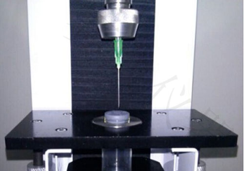 賽成MED-02醫藥包裝性能測試儀配置穿刺力夾具測試丁基膠塞穿刺力試驗過程圖示 賽成MED-02醫藥包裝性能測試儀配置穿刺力夾具測試丁基膠塞穿刺力試驗過程圖示